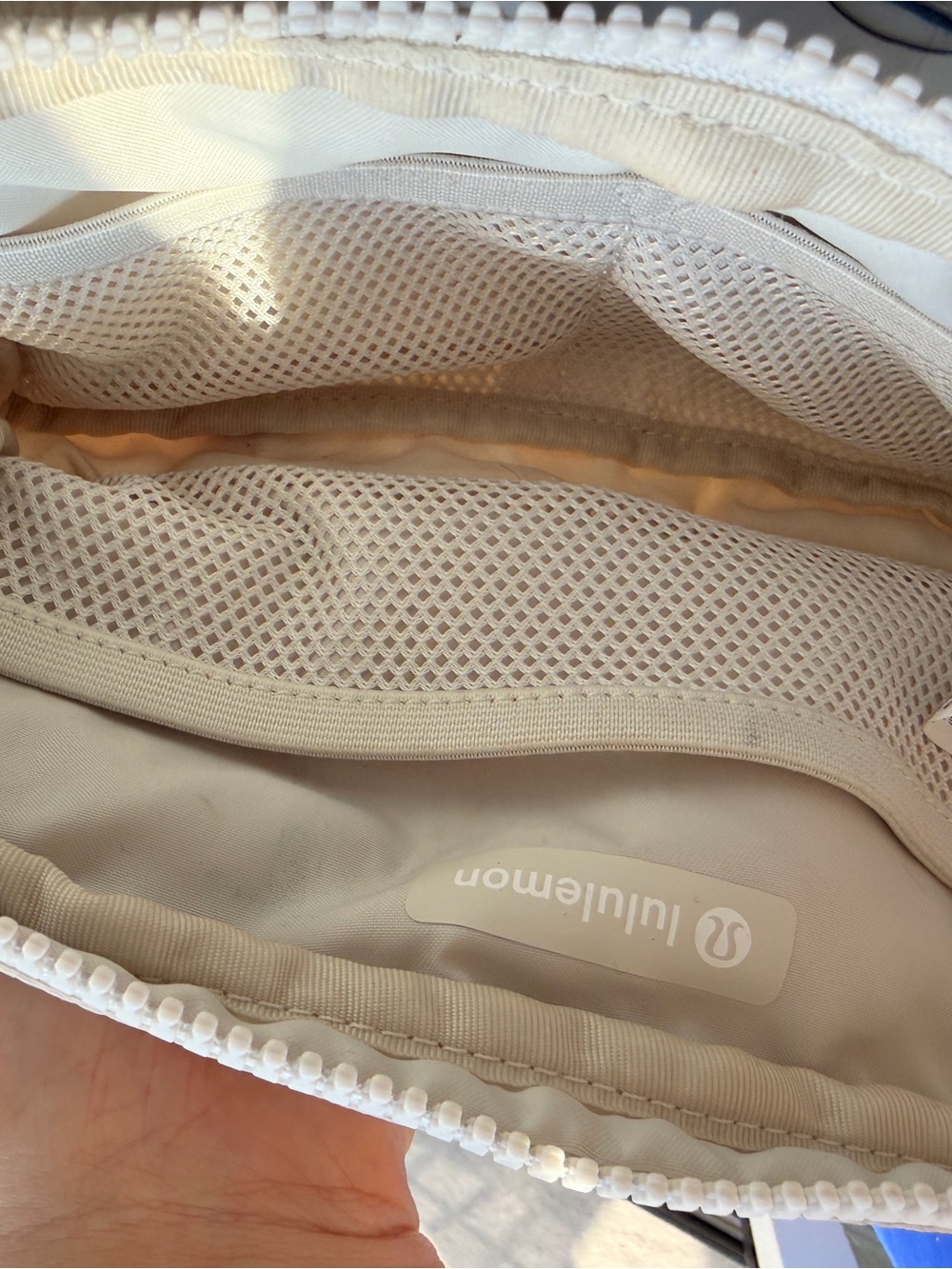 lululemon athletica Everywhere Belt Bag - Picture 5 of 7